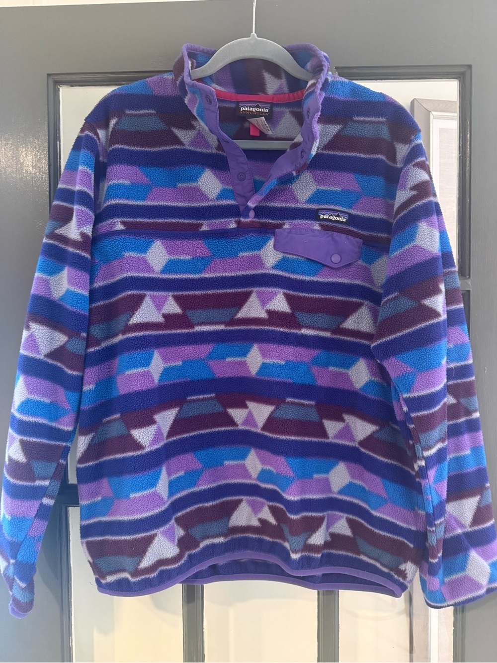 Patagonia womans Purple and Blue Geometric Snap-T Fleece Pullover